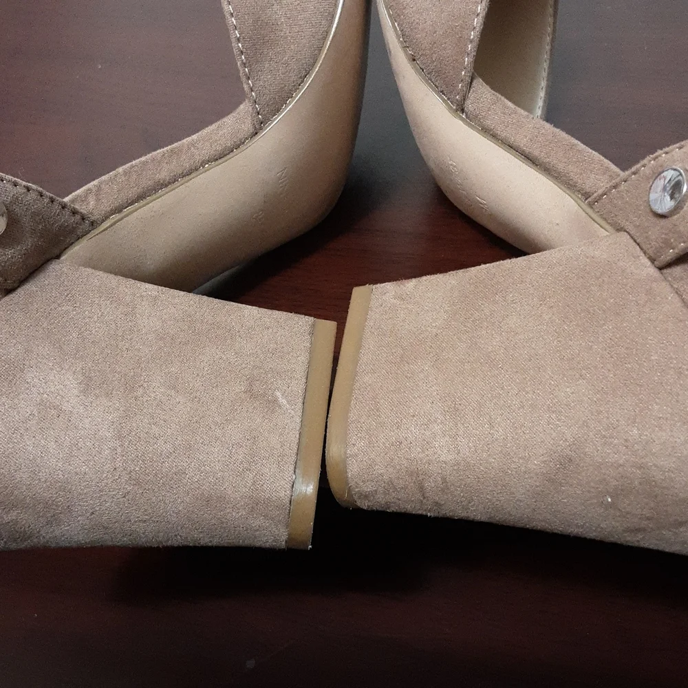 Nine West very good